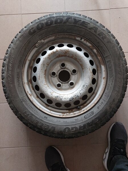 Cauciucuri 215 65 16C